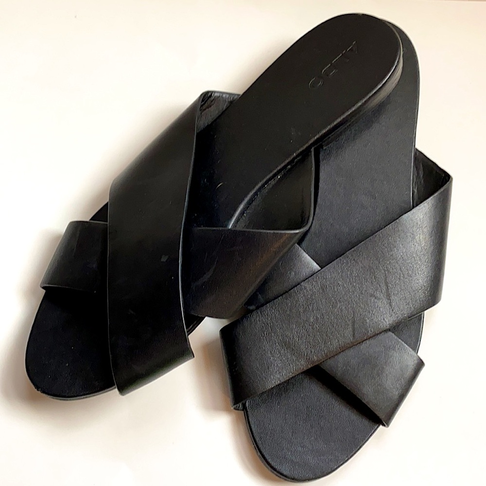 Aldo flat sandals